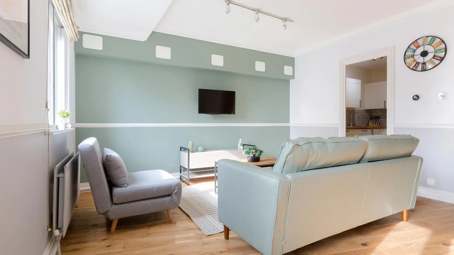 The Tower Bridge Apartment Лондон